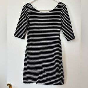 🖤 Garage Striped Black & White Mini Dress – Size M 🤍
